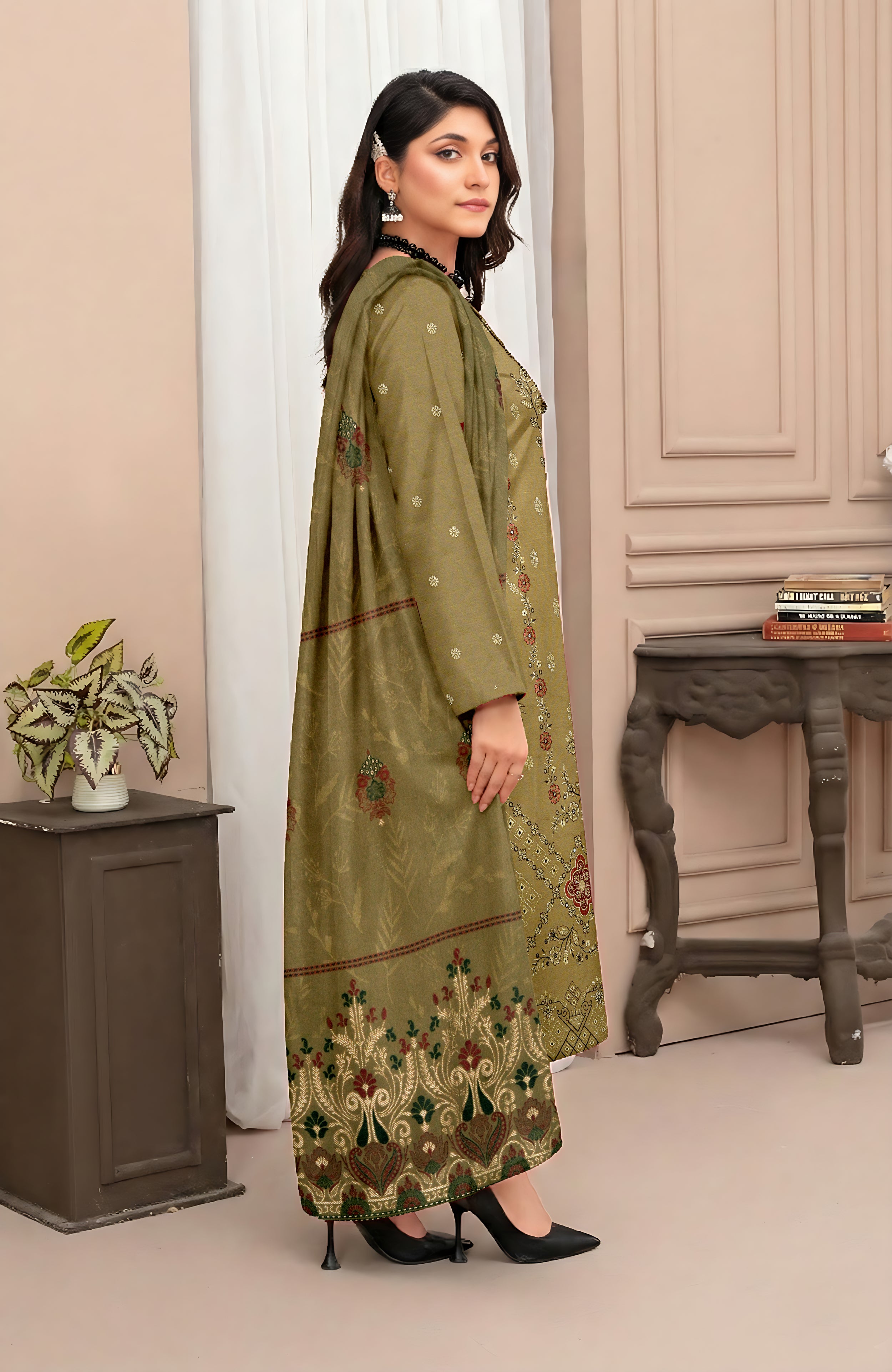 SASSI PEACH WOOL EMB Shirt & Dupatta Vol-2557